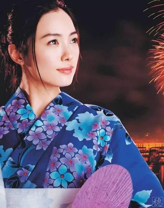 虽然其中喝酒唠嗑的场景像极了罗根之前的 《恶战》首映缅怀邵逸夫 安志杰示范女子防狼术 2014-01-08 1月7日，电影《恶战》在京举行首映礼，监制王晶、导演黄精甫携主演安志杰、伍允龙、胡然、毛俊杰亮相。